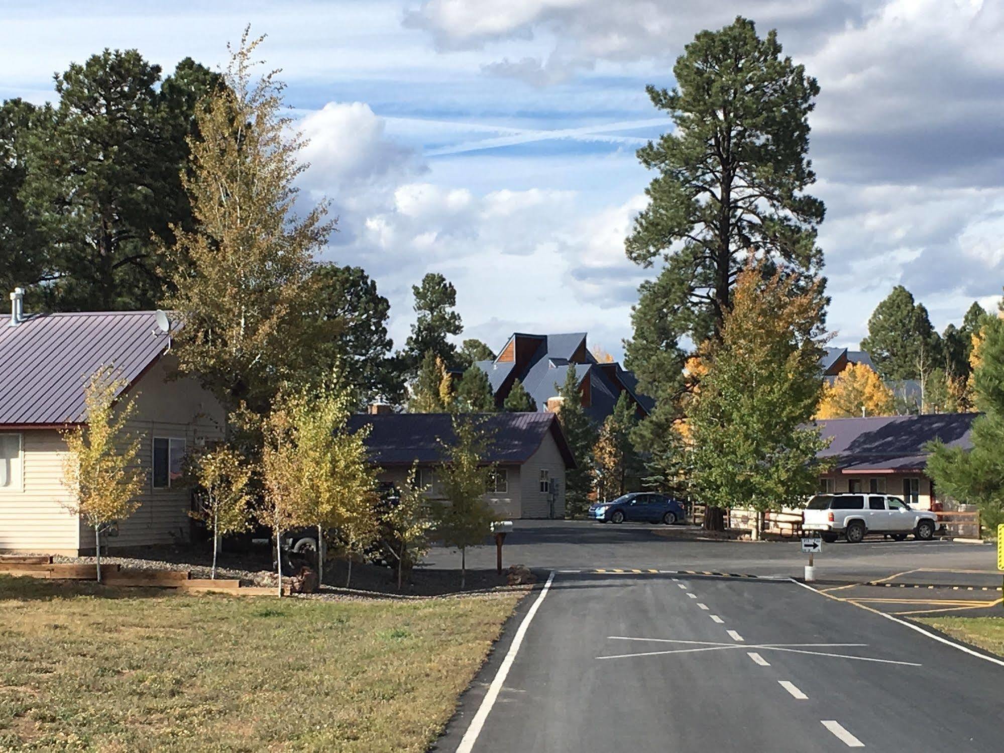 Mountain Landing Suites & Rv Park Pagosa Springs Exterior foto